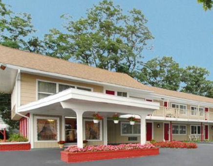 Cape Cod Hotels - Rodeway Inn Hotel Orleans Cape Cod