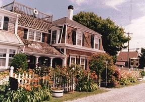 Cape Cod B&B - Sea Breeze Inn