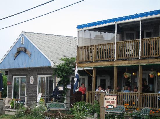 Cape Cod Restaurants - Mac's Seafood